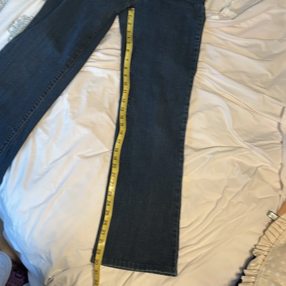 NYDJ Tummy Tuck Jeans - Picture 8 of 9